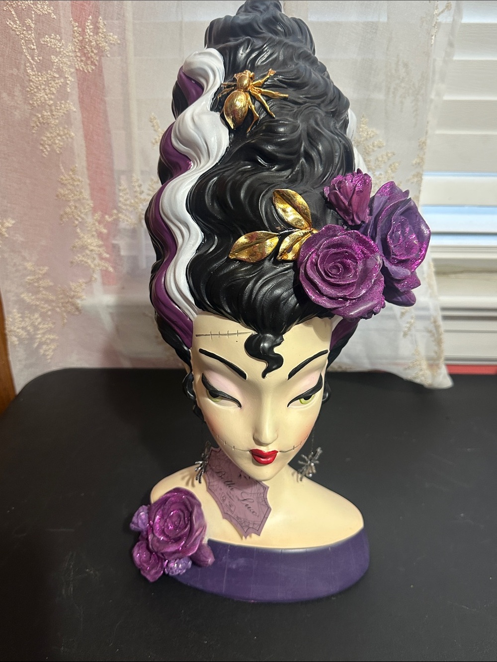 Bella luxx Halloween Frankenstein Bride bust 48”